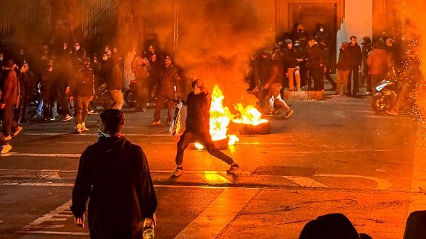 احتجاجات ايران