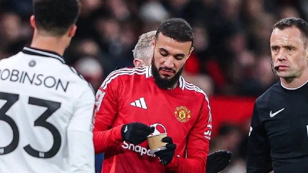 افطار اللاعبين المسلمين بالدوري الانجليزي