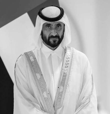 صلاة الجنازة على جثمان الشيخ أحمد
