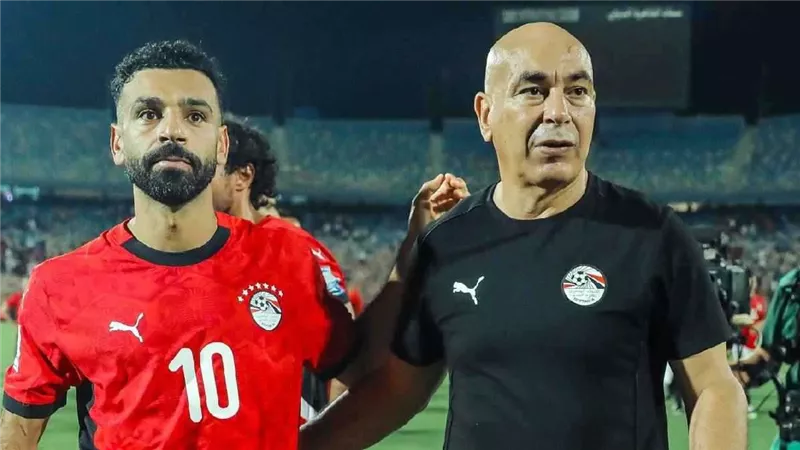 محمد صلاح والجهاز الفني