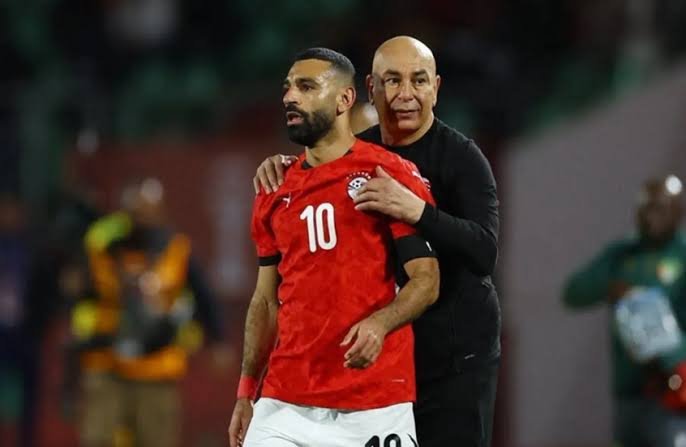 محمد صلاح والجهاز الفني